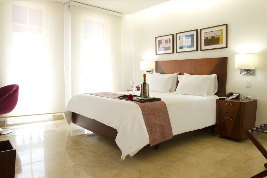 Nh Royal Urban Cartagena Hotel Exterior photo